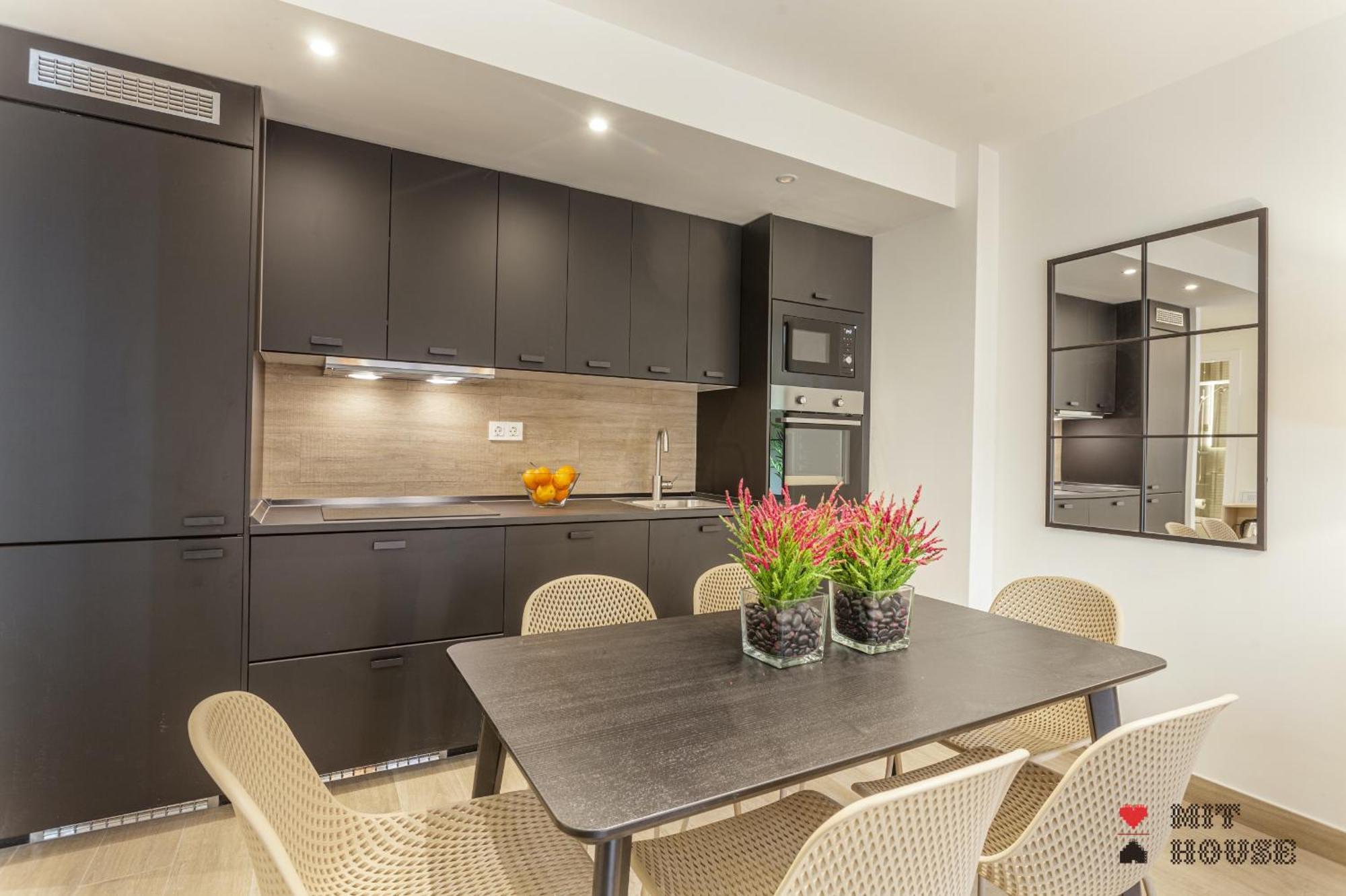 Antonio Lopez En Madrid Apartment Exterior photo